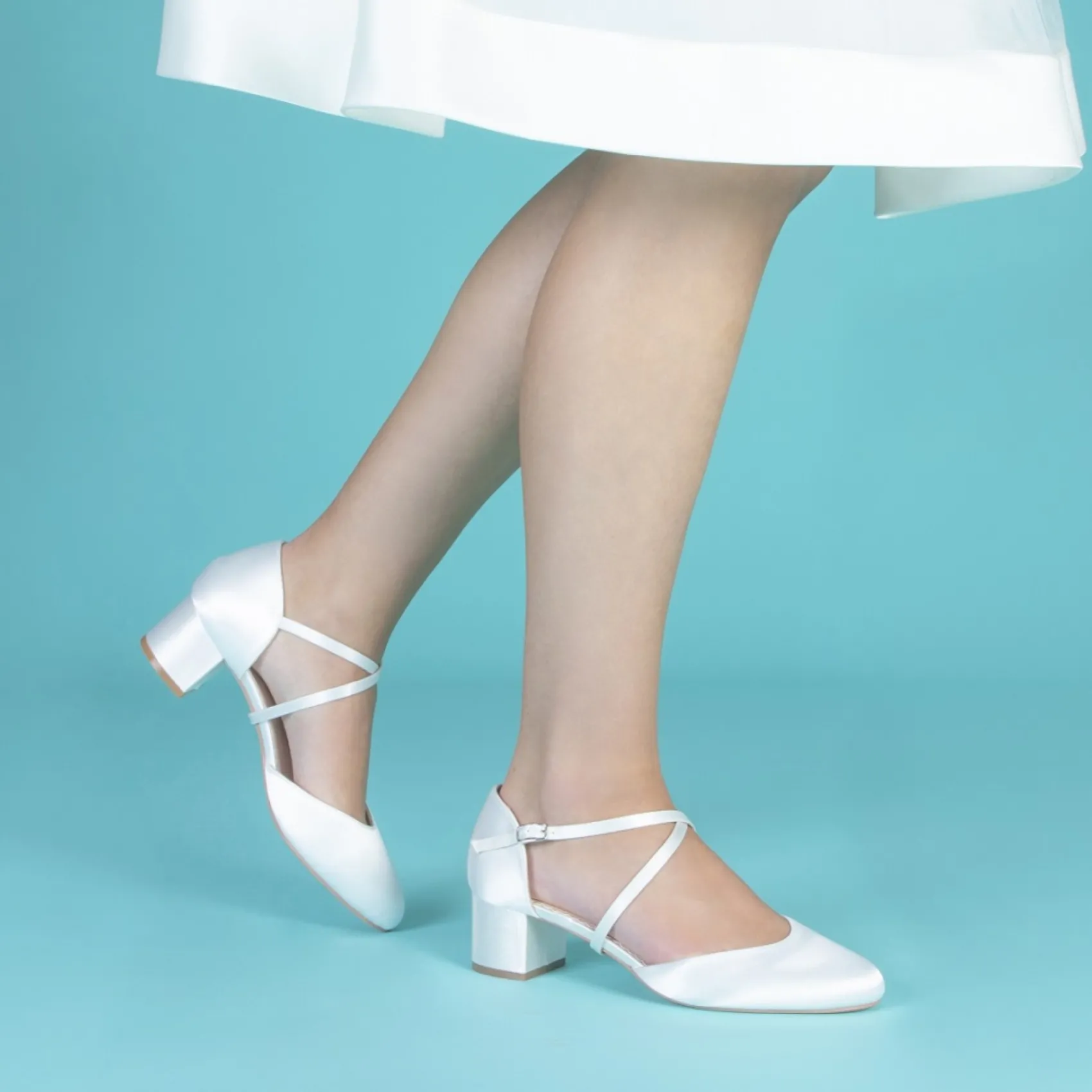 Perfect Bridal Remi Elfenbeinfarbene Satin Pumps mit Blockabsatz (Weite Passform)* Schuhe Für Die Mutter Der Braut | Hochzeitsschuhe