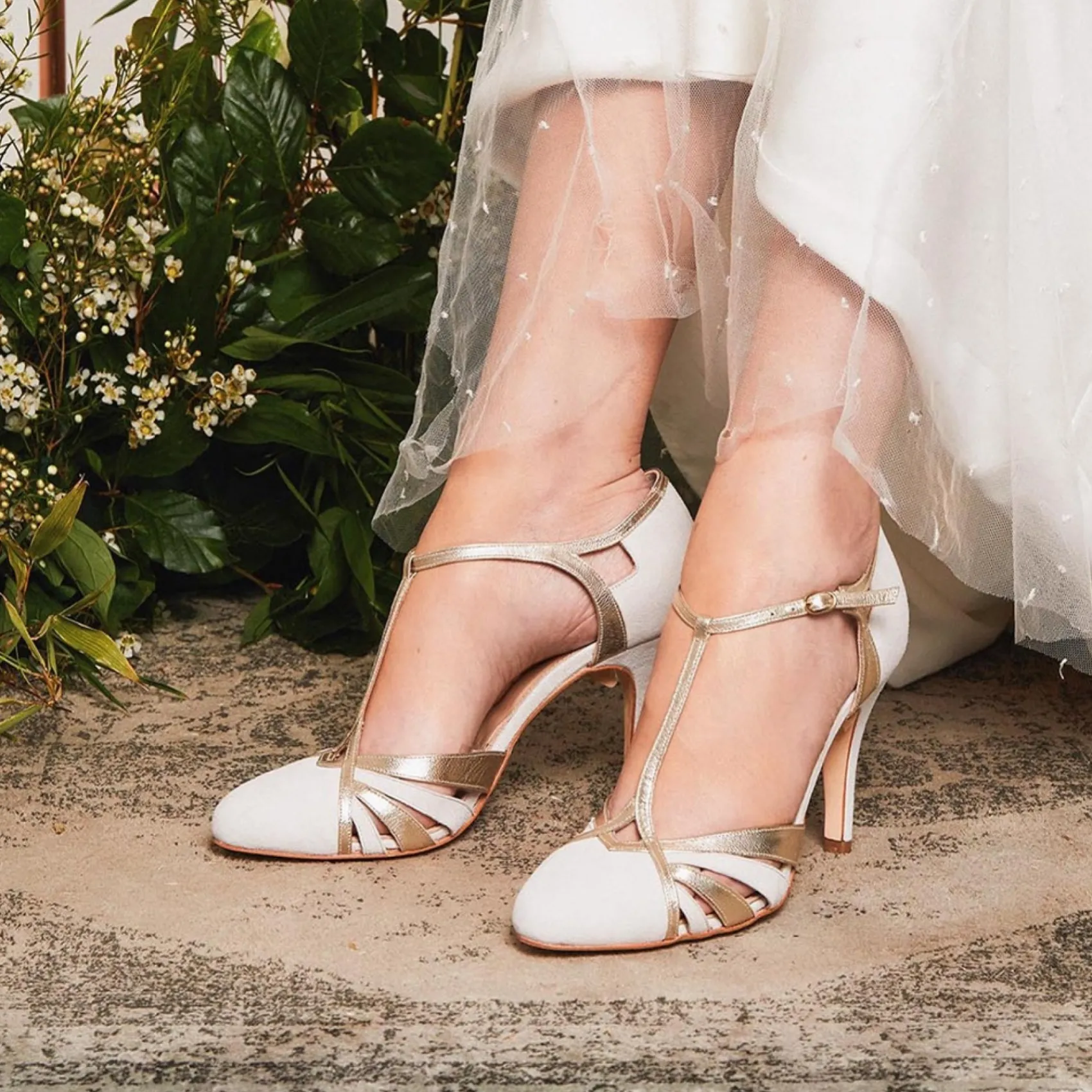 Rachel Simpson Paloma Elfenbein Wildleder Vintage T-Bar Schuhe* Schuhe Für Hochzeitsgäste | Hochzeitsschuhe