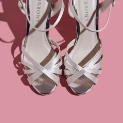 Rainbow Club Blake Färbbare elfenbeinfarbene Satin Sandalen mit Blockabsatz* Schuhe Für Hochzeitsgäste | Schuhe Für Brautjungfern
