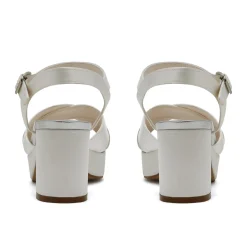 Rainbow Club Zuri Färbbare elfenbeinfarbene Satin-Sandalen mit klobigem Plateau* Weiße Ballschuhe | Abschlussball-sandalen