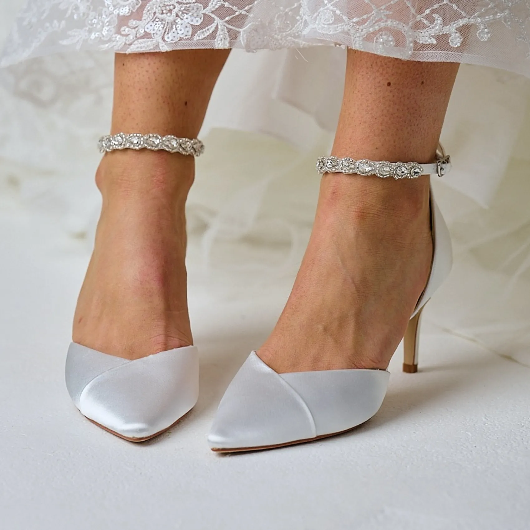 Perfect Bridal Sommer Färbbare Elfenbein Satin Kristall Knöchelriemen Schuhe* Hochzeitsschuhe | Schuhe Mit Mittlerem Absatz