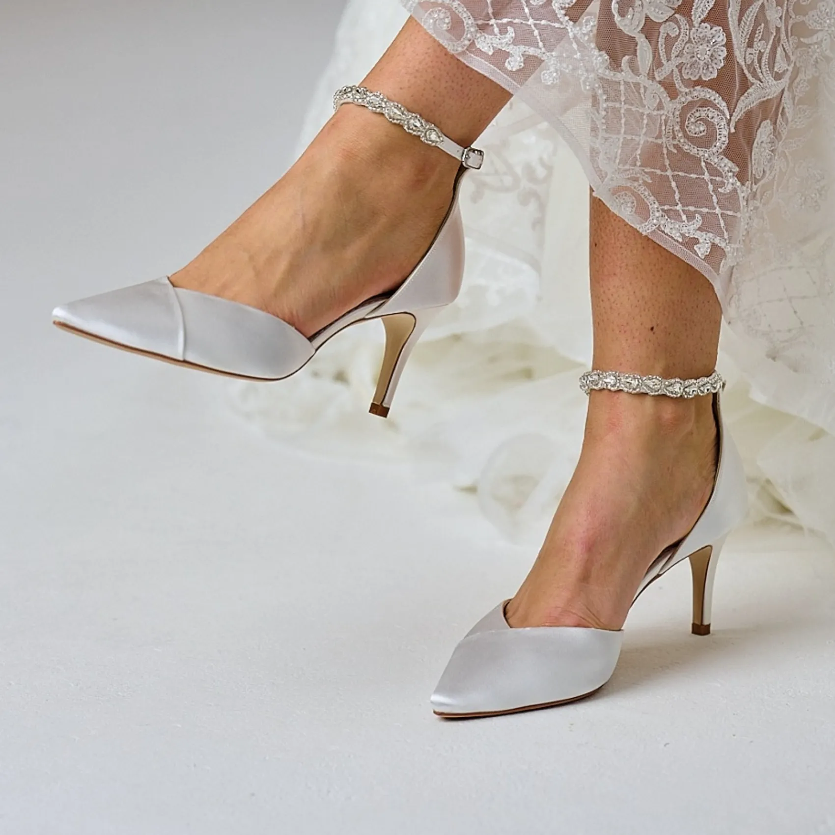 Perfect Bridal Sommer Färbbare Elfenbein Satin Kristall Knöchelriemen Schuhe* Hochzeitsschuhe | Schuhe Mit Mittlerem Absatz