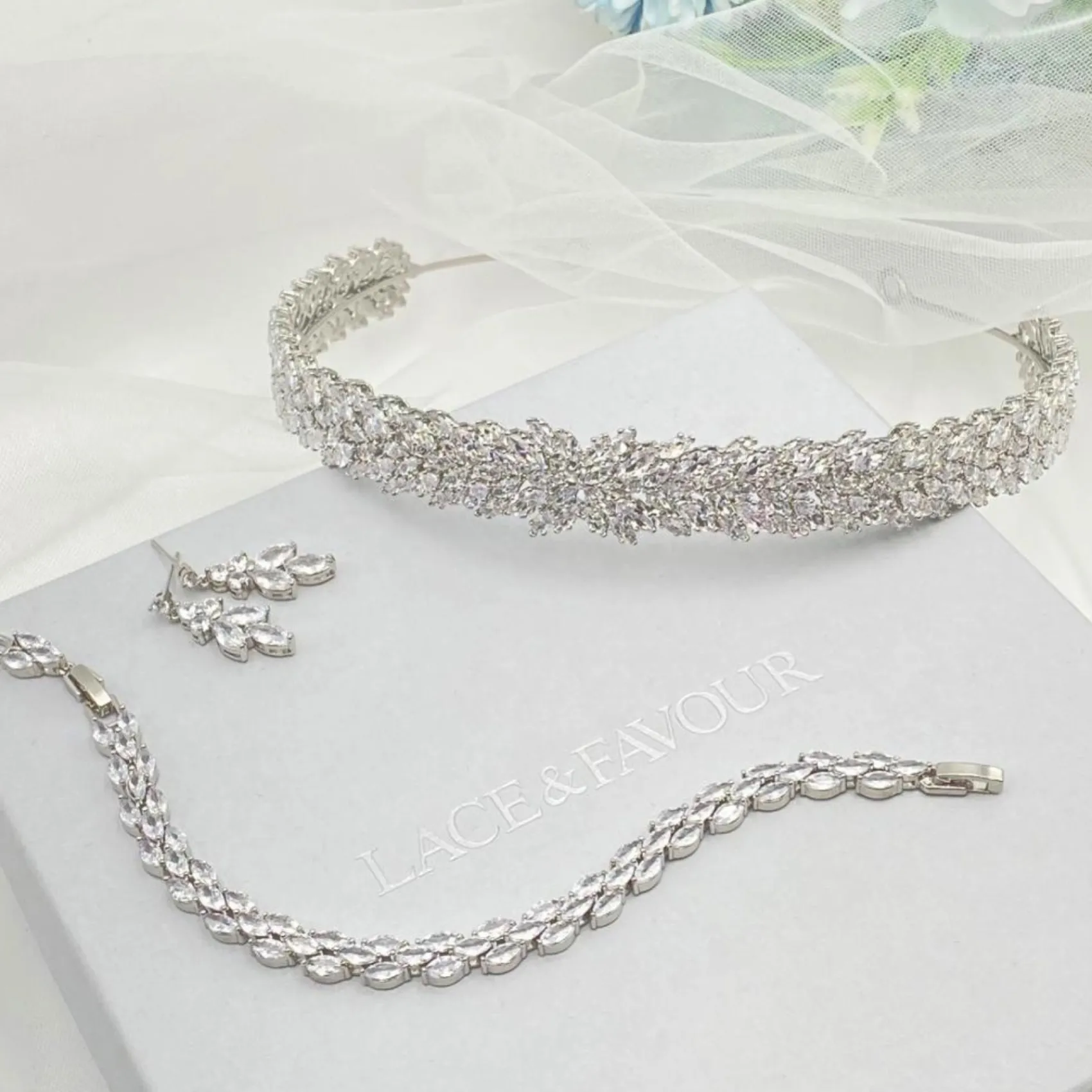 Lace & Favour Sorrento CZ Kristall verschönert Brautstirnband* Abschlussball-haarbänder & Tiaras | Haarschmuck Aus Kristall