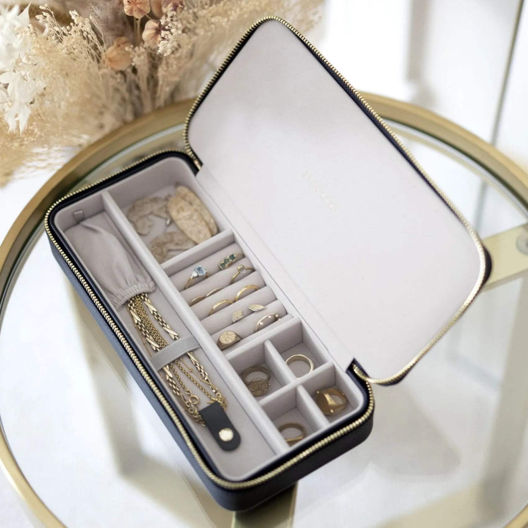 Stackers Navy Sleek Halskette Zipped Travel Jewellery Box* Geschenke Für Die Mutter Des Bräutigams | Geschenke Für Die Mutter Der Braut