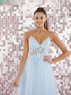 Tiffanys Prom Tiffanys Alina Hellblaues Ballkleid Ballkleid mit Spitze im Rücken* Tiffanys Illusion Prom Kleider | Hellblaue Ballkleider