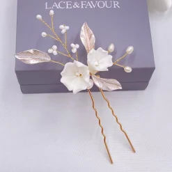 Lace & Favour Tulippa Porzellan Blumen und Champagner Gold Blätter Haarnadel* Perlen-haarschmuck | Gold-haar-accessoires