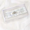 Boudoir Couture Unendliches Strumpfband aus blauer und elfenbeinfarbener Spitze mit kristallbesetzter Schleife* Etwas Blaue Geschenke | Geschenke Für Die Braut