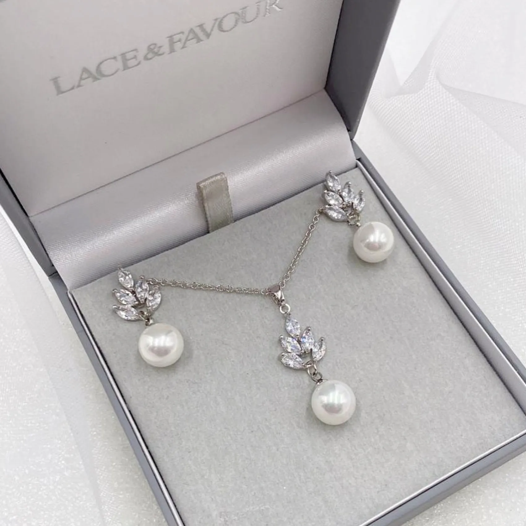 Lace & Favour Wien Vintage Perle Tropfen Brautschmuck Set* Geschenke Für Die Braut | Perlen-hochzeitsschmuck