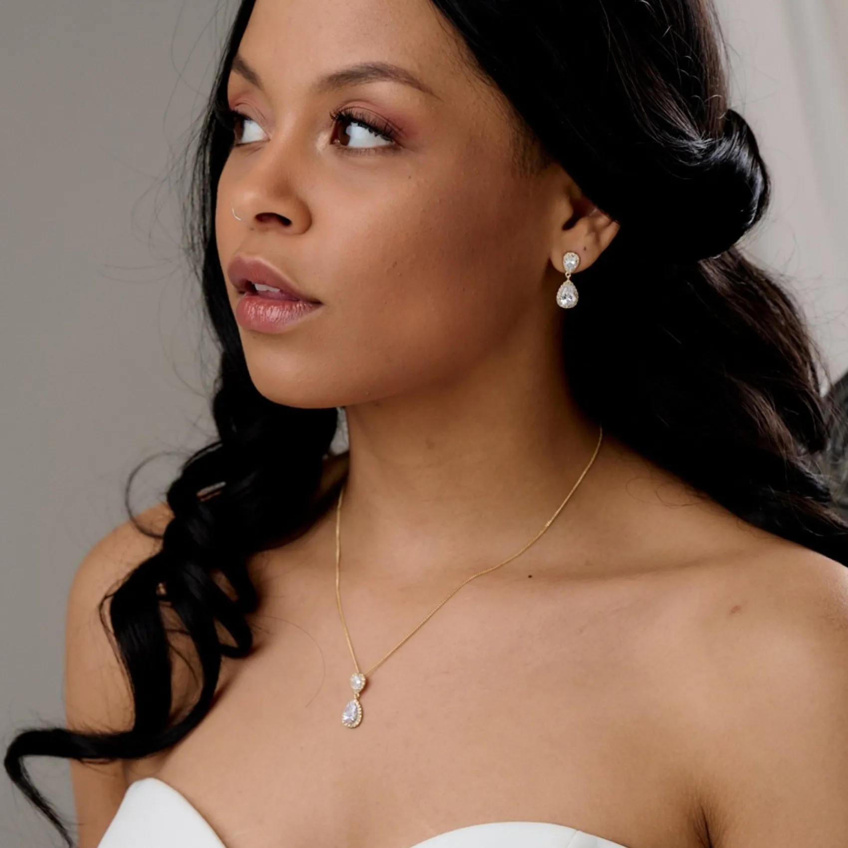 Lace & Favour Zara Gold Teardrop Kristall Hochzeitsschmuck Set* Goldener Abschlussball-schmuck | Abschlussball-schmuck-sets